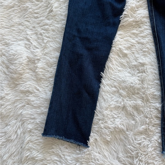 Vervet Dark Blue Raw Hem Cropped Jeans - Picture 11 of 12